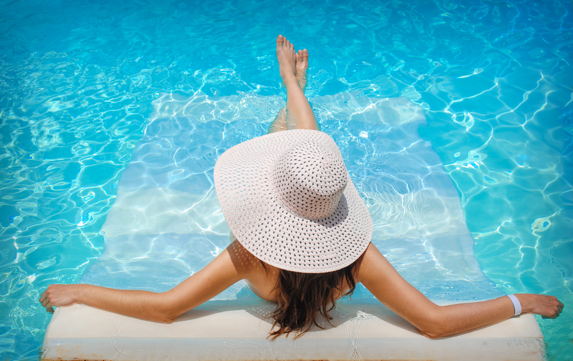 Lire la suite à propos de l’article Piscine terrasse immergée : le dépaysement à domicile